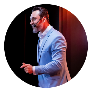 Diego Corrêa - especialista em comunicação